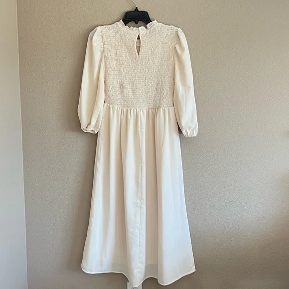 NWT Roolee Smocked Midi Dress - Picture 9 of 10